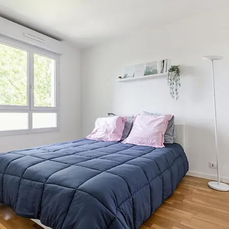 Design 3 Bedrooms Appartment, Near Champs Elysees Apartment